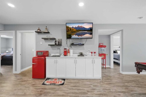58 Village Crescent, Red Deer, AB 