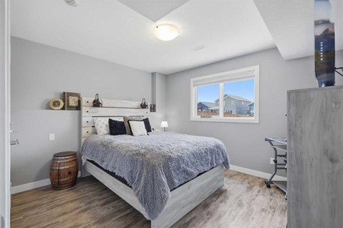 58 Village Crescent, Red Deer, AB 