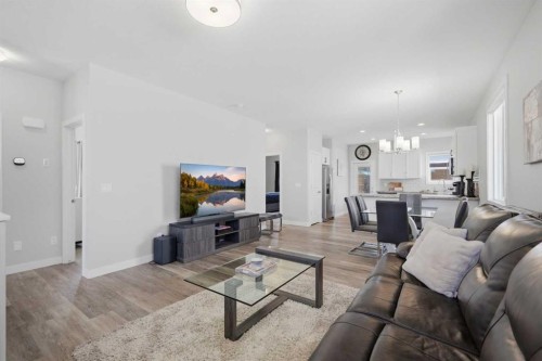 58 Village Crescent, Red Deer, AB 