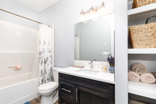 3541 44 Avenue, Red Deer, AB 