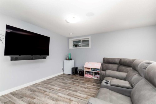 3541 44 Avenue, Red Deer, AB 