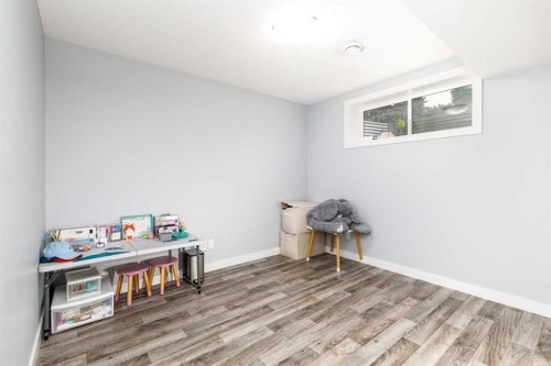 3541 44 Avenue, Red Deer, AB 