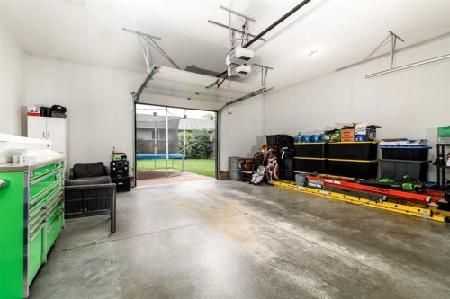 3541 44 Avenue, Red Deer, AB 