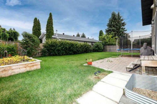 3541 44 Avenue, Red Deer, AB 