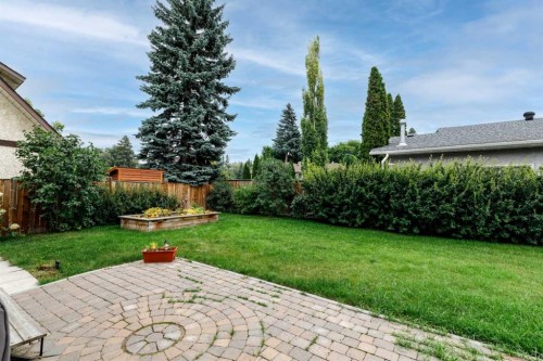 3541 44 Avenue, Red Deer, AB 