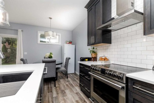 3541 44 Avenue, Red Deer, AB 