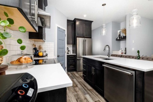 3541 44 Avenue, Red Deer, AB 