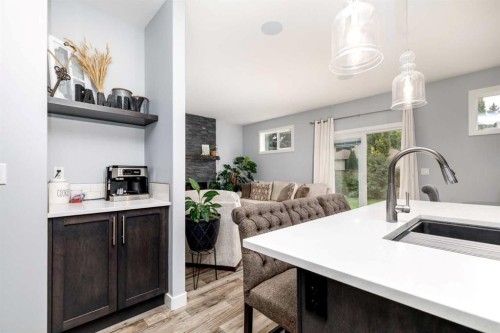 3541 44 Avenue, Red Deer, AB 