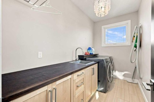 167 Bowman Circle, Sylvan Lake, AB 