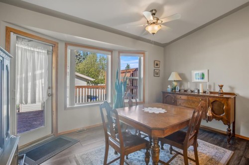 73 Darling Crescent, Red Deer, AB 