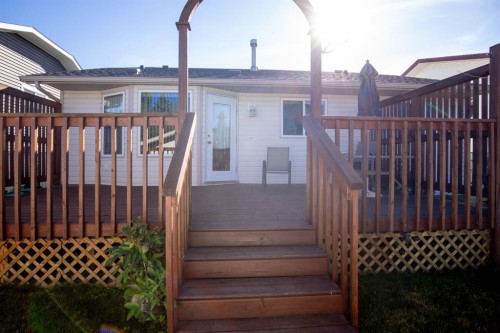 73 Darling Crescent, Red Deer, AB 