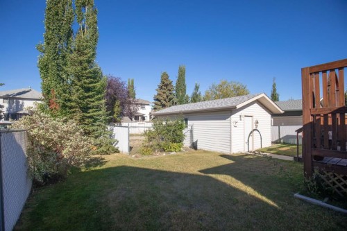 73 Darling Crescent, Red Deer, AB 