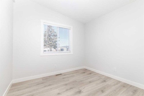 200-5344 76 Street, Red Deer, AB 