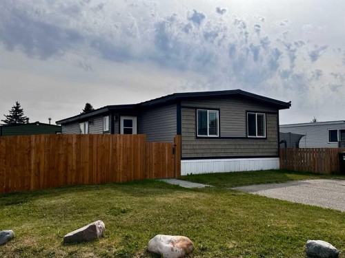200-5344 76 Street, Red Deer, AB 