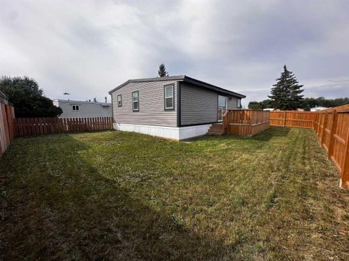 200-5344 76 Street, Red Deer, AB 
