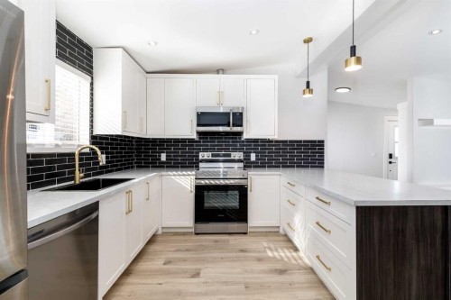 200-5344 76 Street, Red Deer, AB 