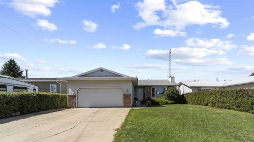 4908 56 Street WEST Forestburg, AB T0B 1N0
