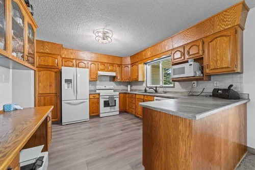 4908 56 Street West, Forestburg, AB 