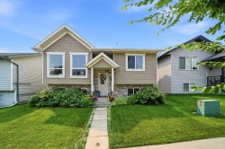 59 Wildrose Drive Sylvan Lake, AB T4S 2L1
