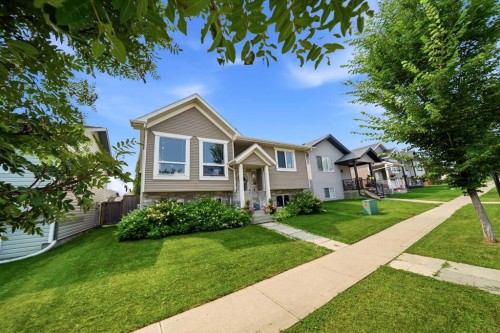 59 Wildrose Drive, Sylvan Lake, AB 