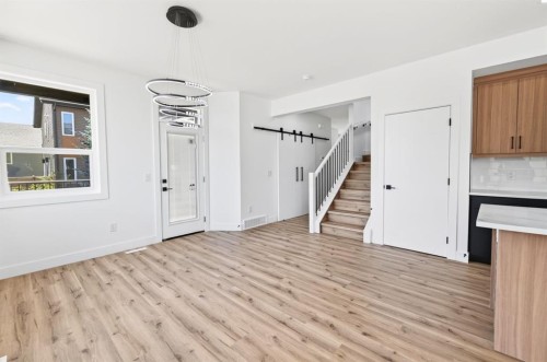 33 Thatcher Avenue, Red Deer, AB 