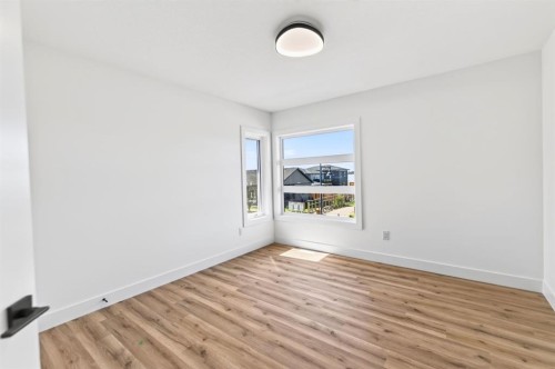 33 Thatcher Avenue, Red Deer, AB 
