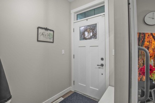 5697 45 Avenue, Lacombe, AB 