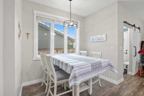 5697 45 Avenue, Lacombe, AB 