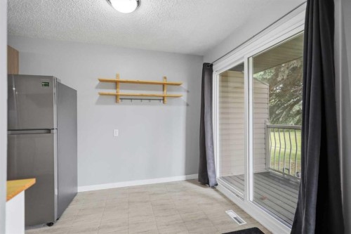 18-96 Holmes Street, Red Deer, AB 
