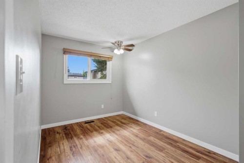 18-96 Holmes Street, Red Deer, AB 