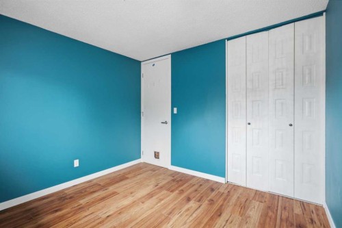 18-96 Holmes Street, Red Deer, AB 