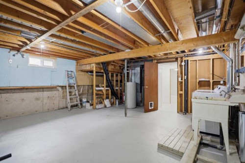 18-96 Holmes Street, Red Deer, AB 