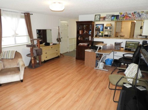#7-5029 34, Red Deer, AB 
