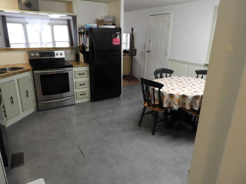 #7-5029 34, Red Deer, AB 
