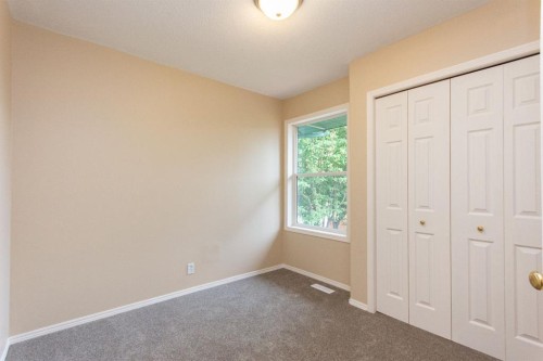 85 Ladwig Close, Red Deer, AB 