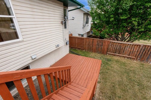 85 Ladwig Close, Red Deer, AB 