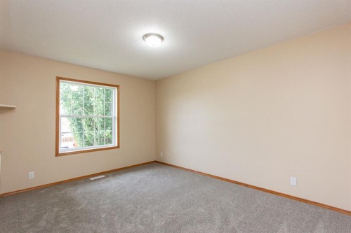 85 Ladwig Close, Red Deer, AB 