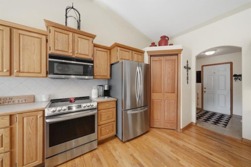 112 Ammeter Close, Red Deer, AB 