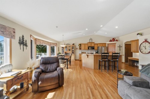 112 Ammeter Close, Red Deer, AB 
