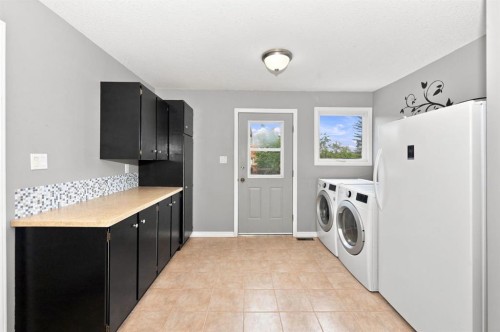 6802 42A Avenue, Camrose, AB 