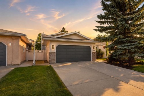 180 Dixon Crescent, Red Deer, AB 