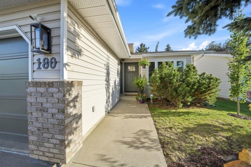 180 Dixon Crescent, Red Deer, AB 