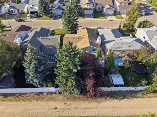 180 Dixon Crescent, Red Deer, AB 