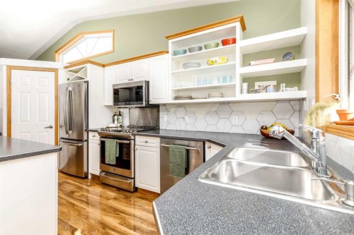 109 Doran Crescent, Red Deer, AB 