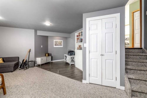 109 Doran Crescent, Red Deer, AB 