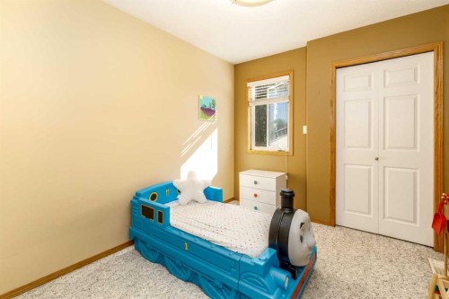 109 Doran Crescent, Red Deer, AB 