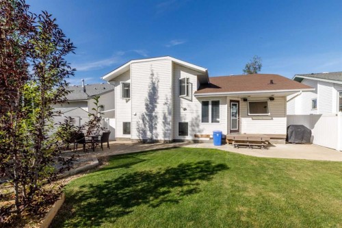 109 Doran Crescent, Red Deer, AB 