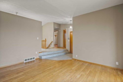 65 Sunrise Close, Blackfalds, AB 
