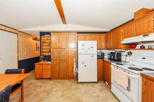 117 Railway Avenue, Rosalind, AB 