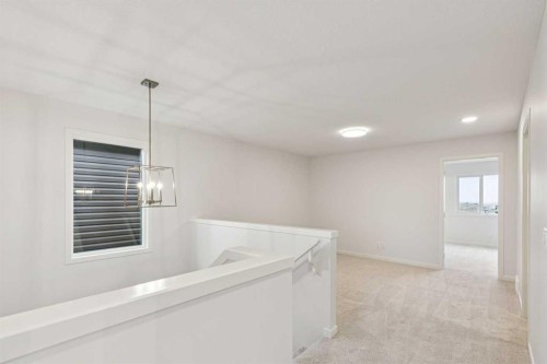112 Lucas Green Nw, Calgary, AB 